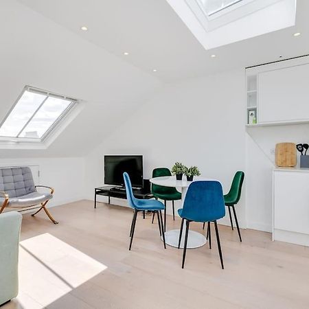 Modern 1 Bedroom Flat In Battersea Londýn Exteriér fotografie