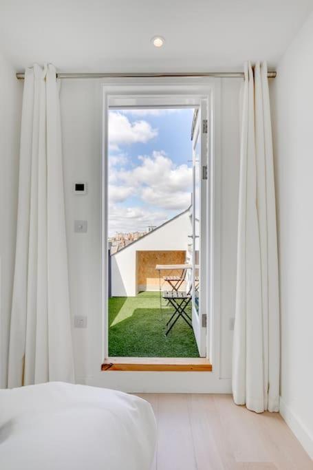 Modern 1 Bedroom Flat In Battersea Londýn Exteriér fotografie
